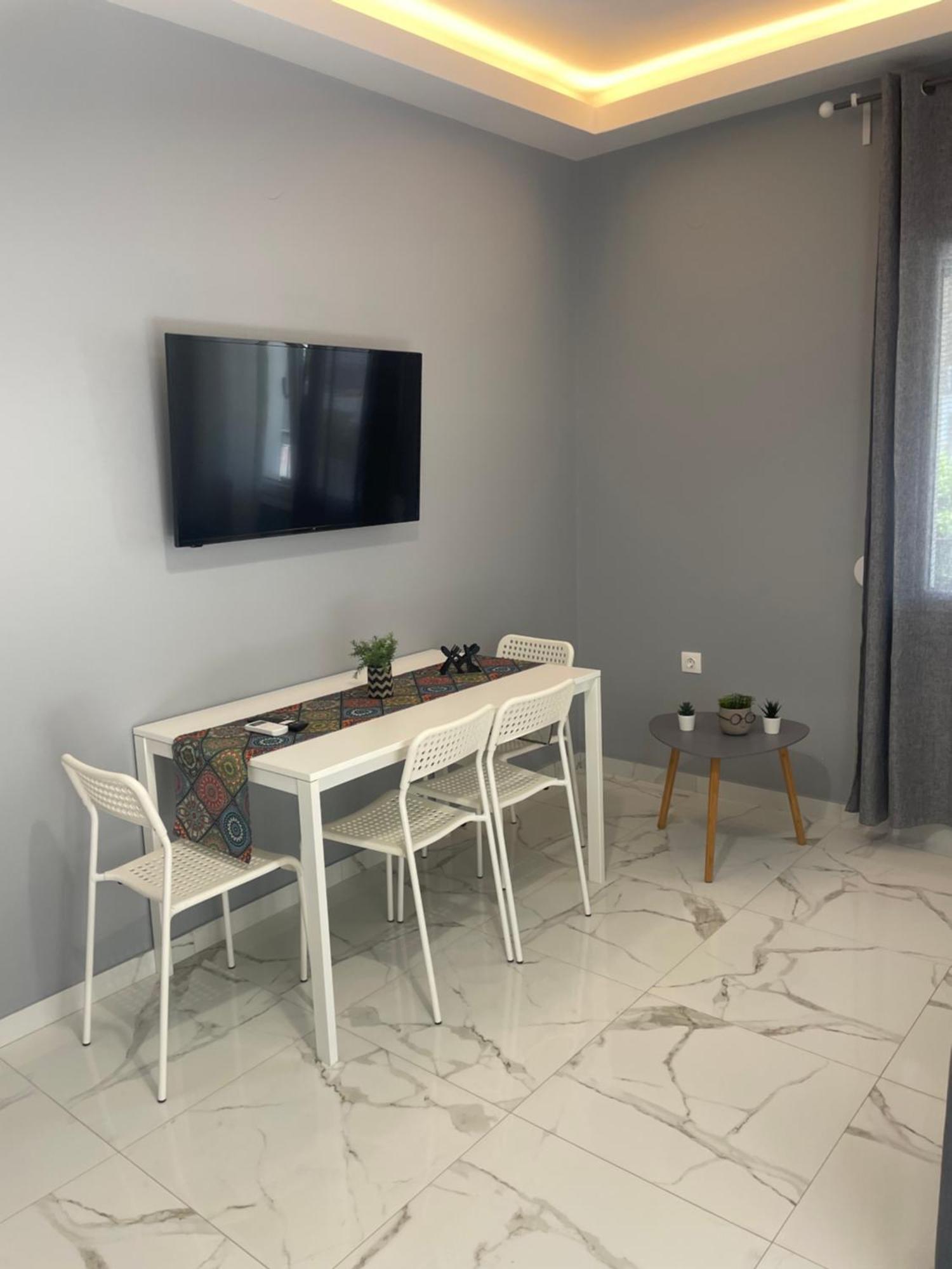 Antonis Apartment Paralia Dionisiou Habitación foto